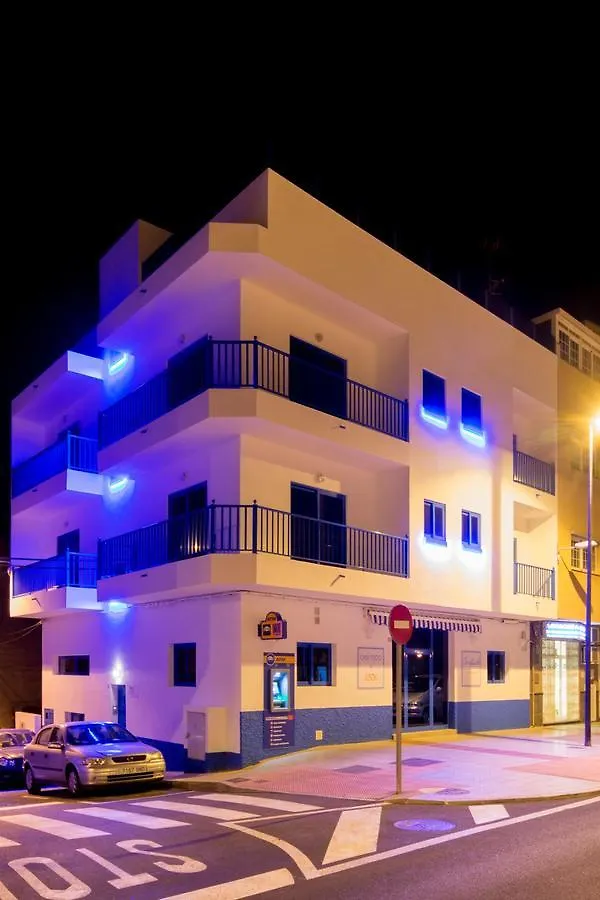 Hostel House Los Abrigos Spain