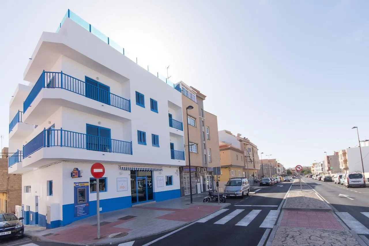 Hostel House Los Abrigos Spain