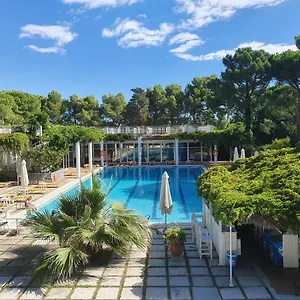 Hotel Gri-mar ***